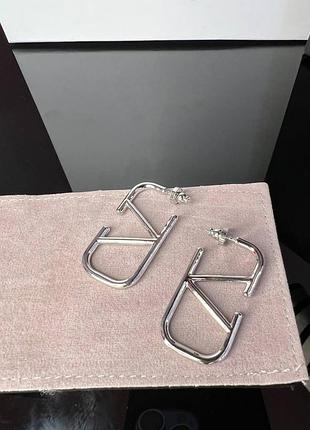 Брендовые серьги валентино в посеребрении, люкс качество