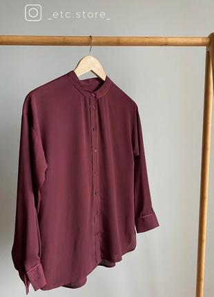 Легенька рубашка/блуза під горло кольору бургунді від бренду warehouse1 фото