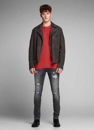 Зауженные стрейч джинсы с фабричными потертостями jack and jones slim fit glenn