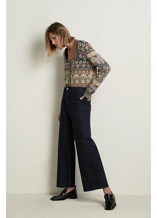 Крутой шерстяной свитер zara