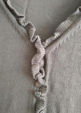 Гарний кардиган,р м 8
