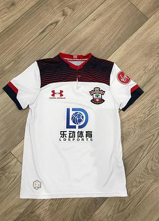 Футболка підліткова under armour fc southampton