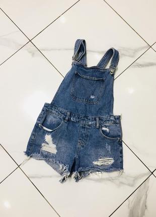 Джинсовый рваный комбинезон denim co