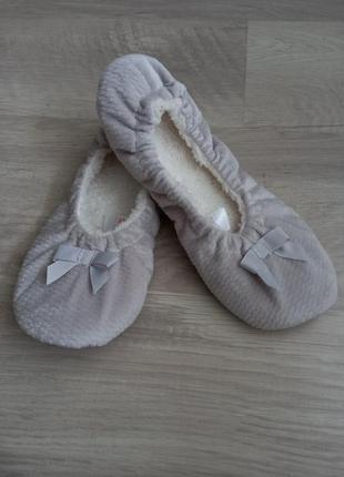 Удобные домашние тапки