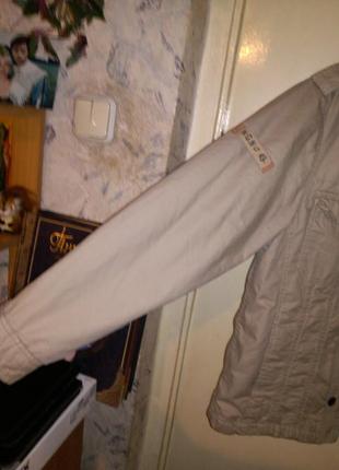 Мужская,коттон,лёгкая куртка-ветровка в стиле милитари,с карманами,grey connection3 фото