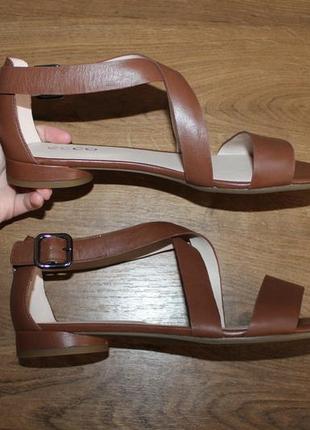 Шкіряні босоніжки ecco flat sandal ii, 39 розмір