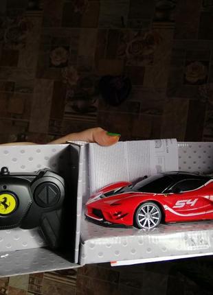 Ferrari на пульту управління italy