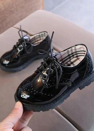 Туфли еко лак