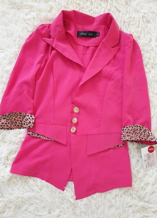 Пиджак новый, розового цвета