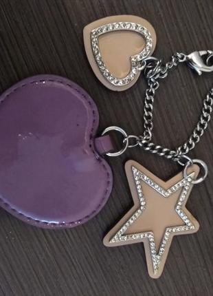 Эффектное украшение-брелок-подвеска!!! натуральная кожа + кристаллы "сваровски"!!!