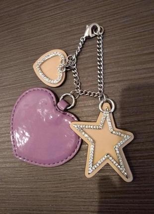 Эффектное украшение-брелок-подвеска!!! натуральная кожа + кристаллы "сваровски"!!!