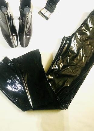 Лаковые лосины с разрезами boohoo