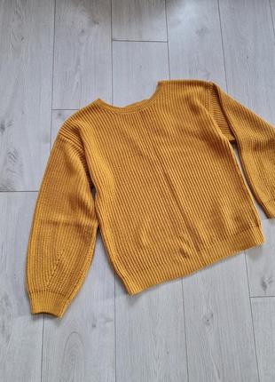 В'язаний светр, з переплетеною спинкою