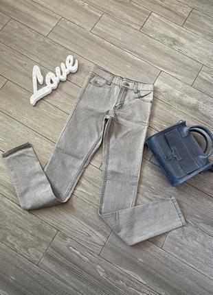 Джинси cheap monday