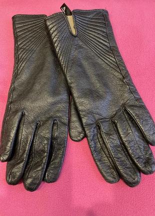 Женские кожаные перчатки3 фото