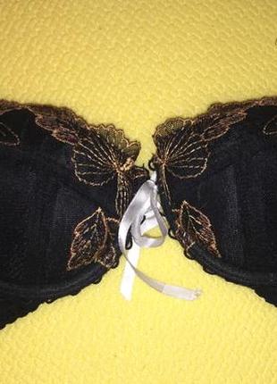 Бюстгальтер фирмы alur