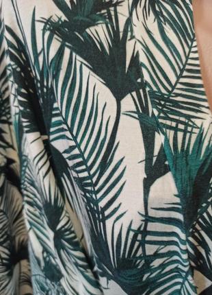 Трикотажный халат из вискозы с принтом пальмовых листьев4 фото