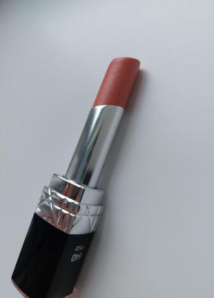 Помада dior rouge dior baume natural lip treatment couture colour 640 milly