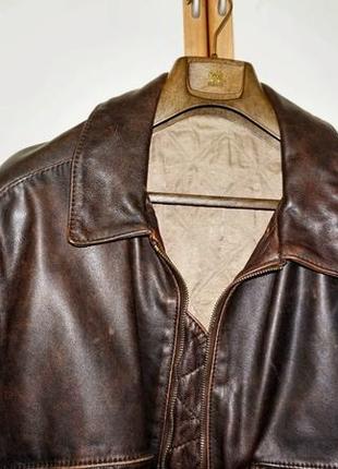Кожаная куртка hugo boss.оригинал.отличное качество. в наличии. 54 р.4 фото
