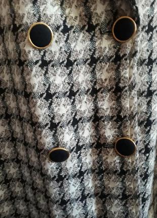 Шикарное стильное винтажное лёгкое твидовое пальто в гусиную лапку7 фото