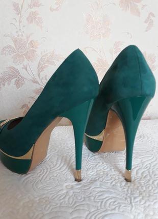 Зелені замшеві туфлі3 фото