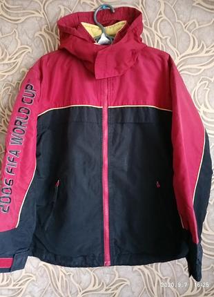 (62) непродувна куртка/вітровка для хлопчика зріст 146