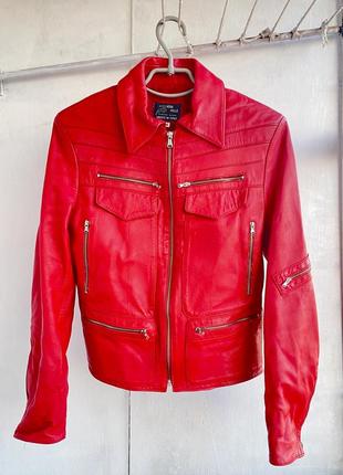Классическая итальянская куртка красная из натуральной кожи