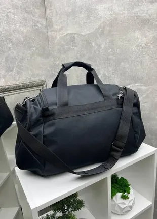 Черная p - дорожно-спортивная вместительная сумка на молнии с множеством карманов3 фото