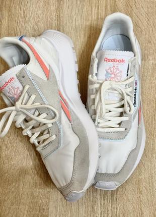 Взуття reebok cl legacy az gx2819