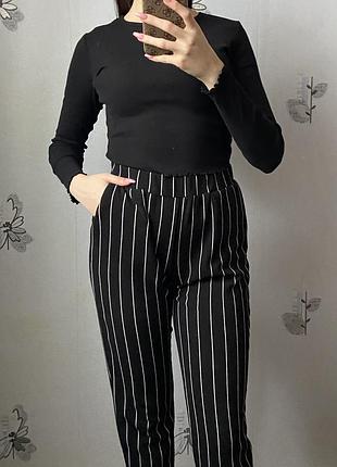 Брюки в полоску