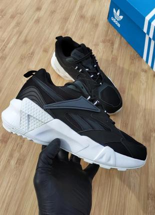 Reebok aztrek double