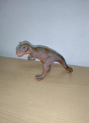 Динозавр tyrannosaurus rex