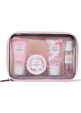 Подарочный набор для душа+ спрей victoria’s secret pomegranate & lotus natural the balance starter kit