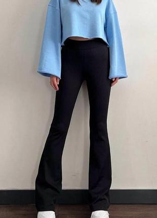 Лосини жіночі кльош у рубчик, легінси в рубчик, жіночі лосини в рубчик, норма, колір чорний