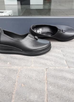 Жіночі туфлі натуральна шкіра турция