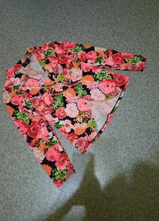 Пиджак женский летний размер 8-10.