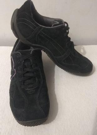 Кросівки  merrell  ( 40 , 5 розмір )
