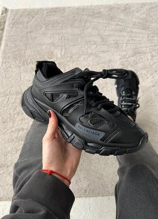 Кроссовки track black