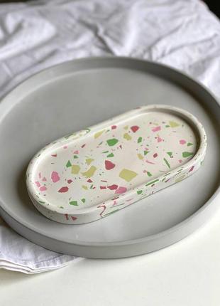 Овальная гипсовая подставка в технике terrazzo, фото реквизит для предметной съемки...