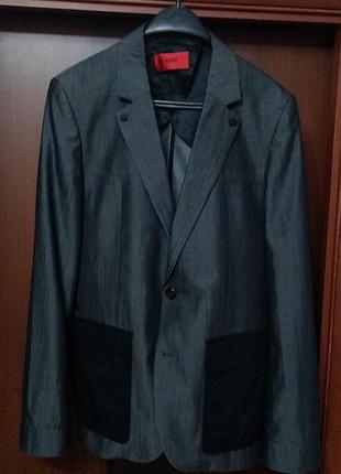 Пиджак  hugo boss (оригинал)