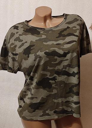 Zara. футболка коммуфляжная
