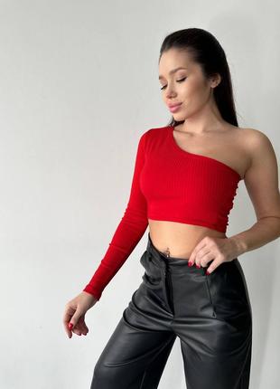 Топ на одне плече