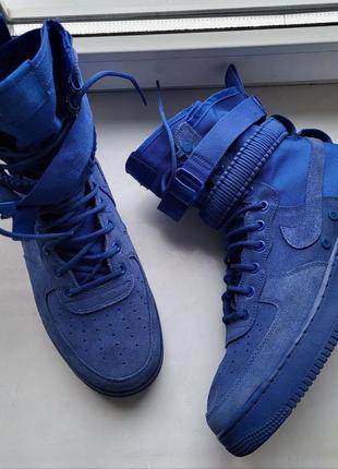 Чоловічі оригінальні шкіряні кросівки nike sf af 1