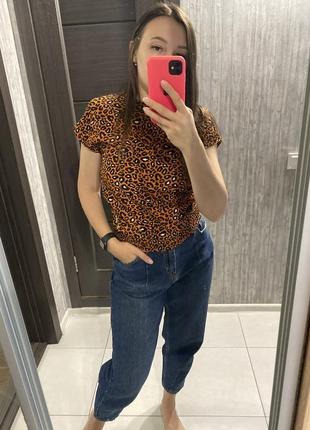 Текстурная блуза футболка леопардовый принт