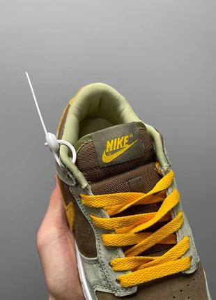 Жіночі кросівки nike dunk low dusty olive6 фото