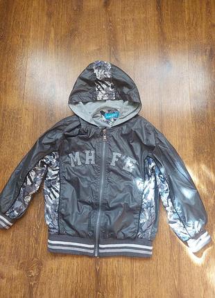 Курточка ветровка 110-122 рост