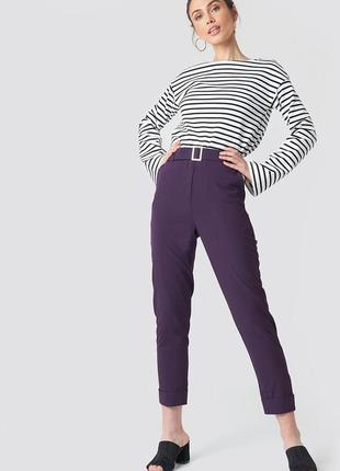 Новые брюки na-kd в цвете dark purple