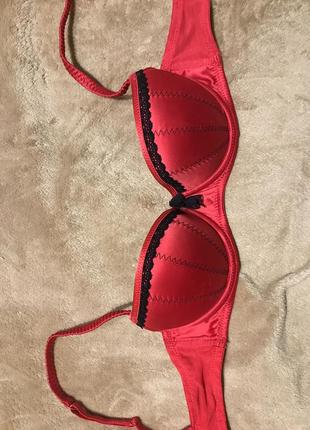 Бюстгалтер