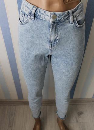 Продам актуальные джинсы свысокой посадкой от фирмы new look!2 фото