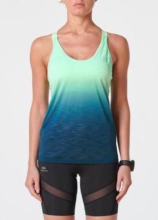 Лёгкая спортивная двойная майка с лифом decathlon